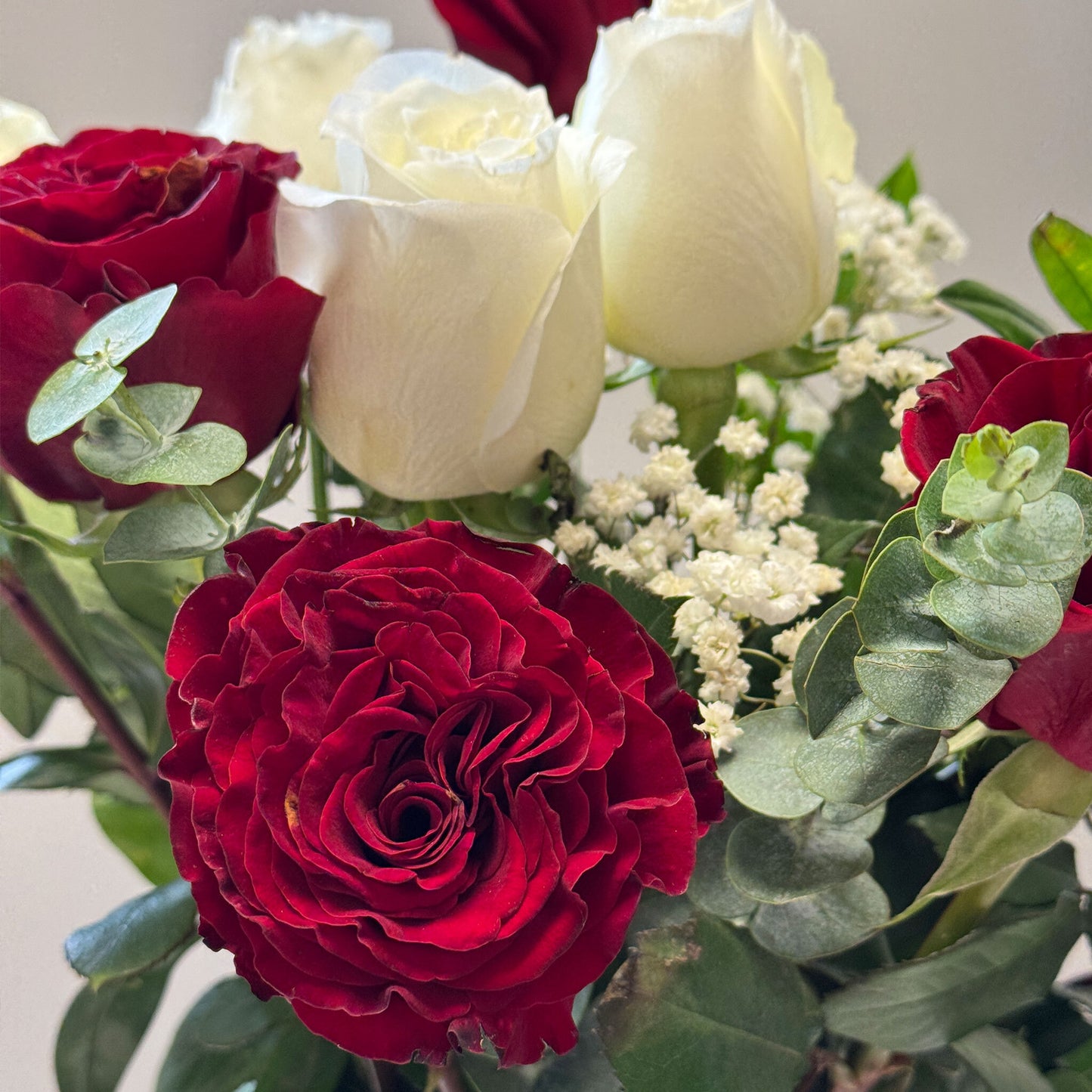 Deluxe Rose Bouquets
